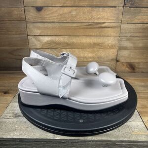 Jeffrey Campbell Women’s Size 6 Vanderbilt Toe Post Gray Sandals Square Toe